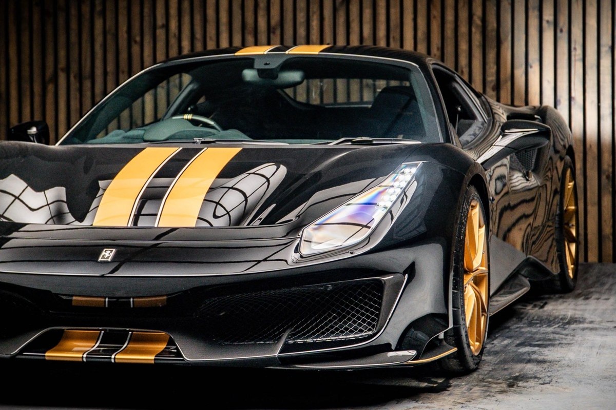 Ferrari 488 Pista